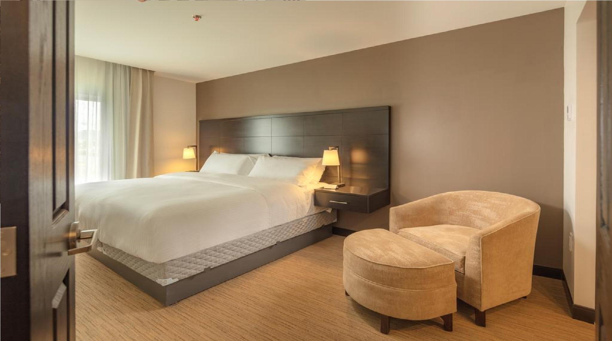 Staybridge Suites Silao By Ihg المظهر الخارجي الصورة
