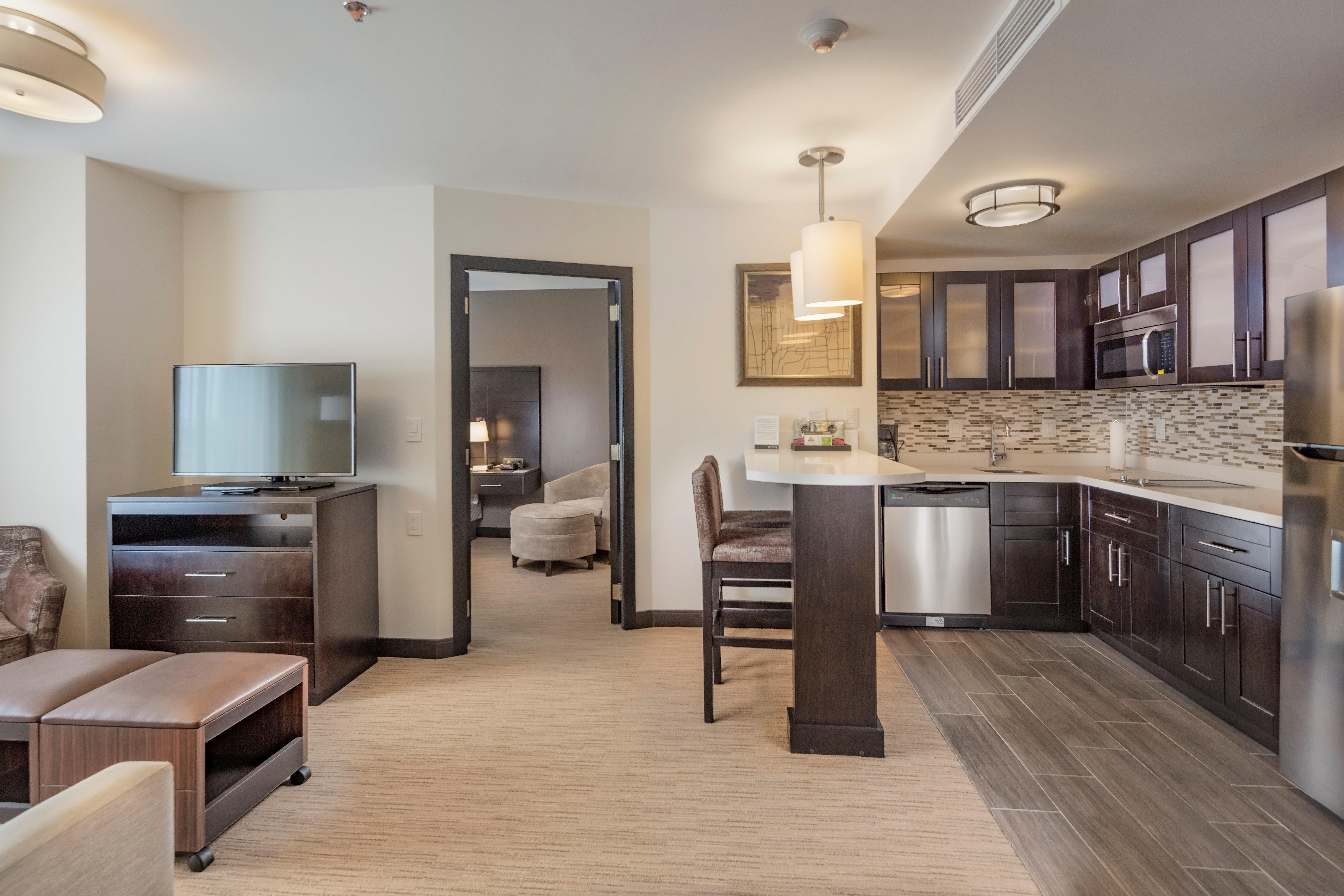 Staybridge Suites Silao By Ihg المظهر الخارجي الصورة