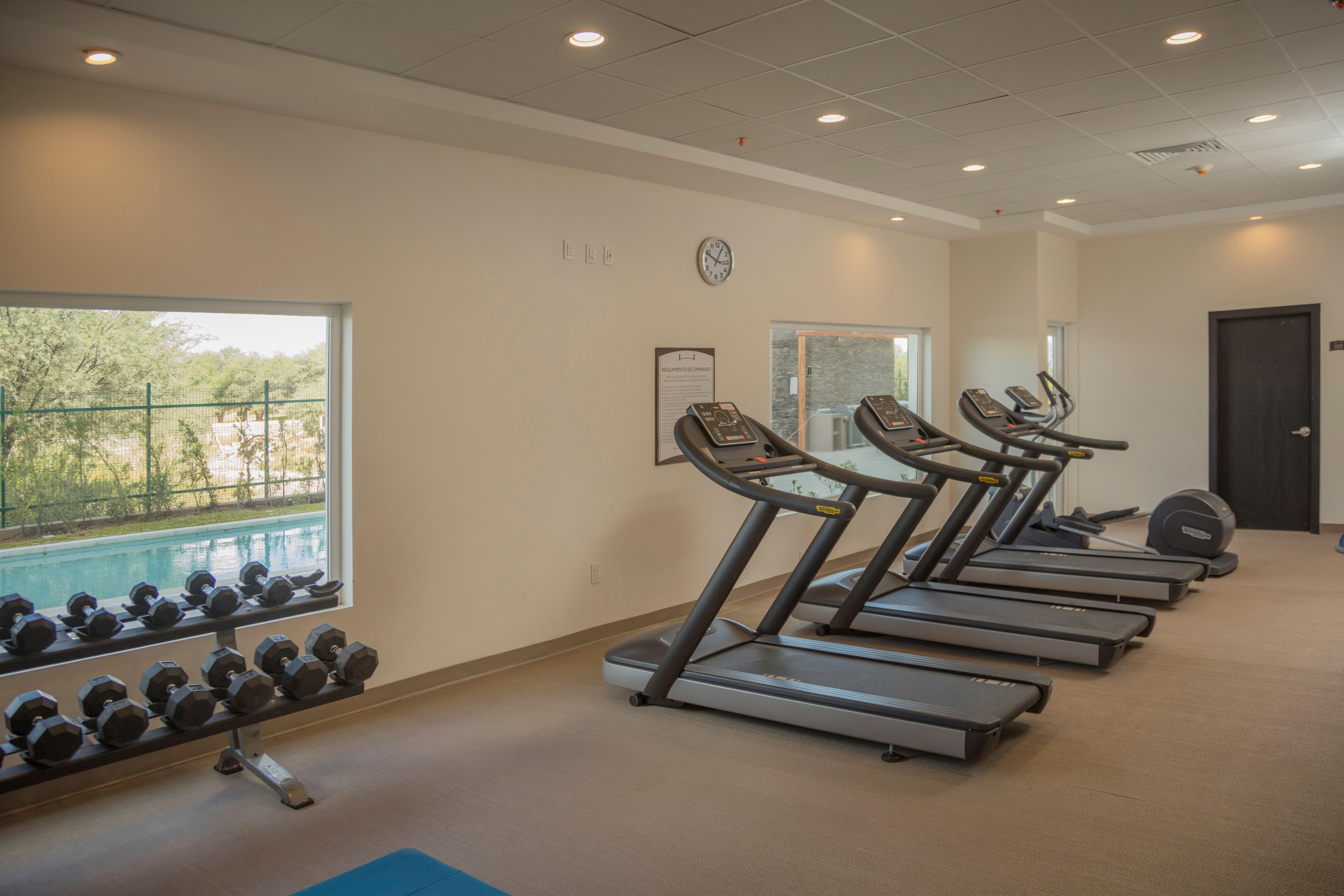 Staybridge Suites Silao By Ihg المظهر الخارجي الصورة