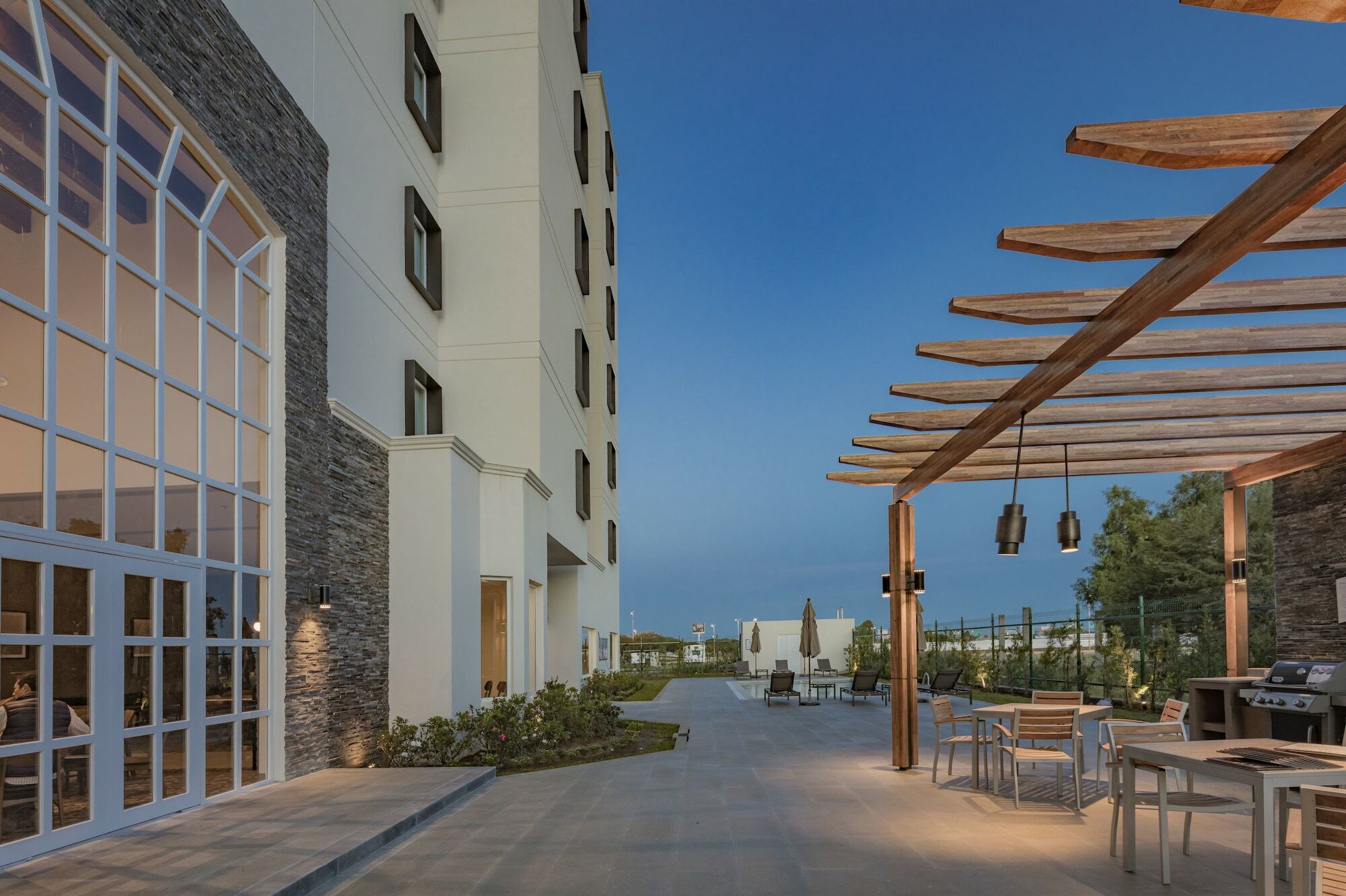 Staybridge Suites Silao By Ihg المظهر الخارجي الصورة